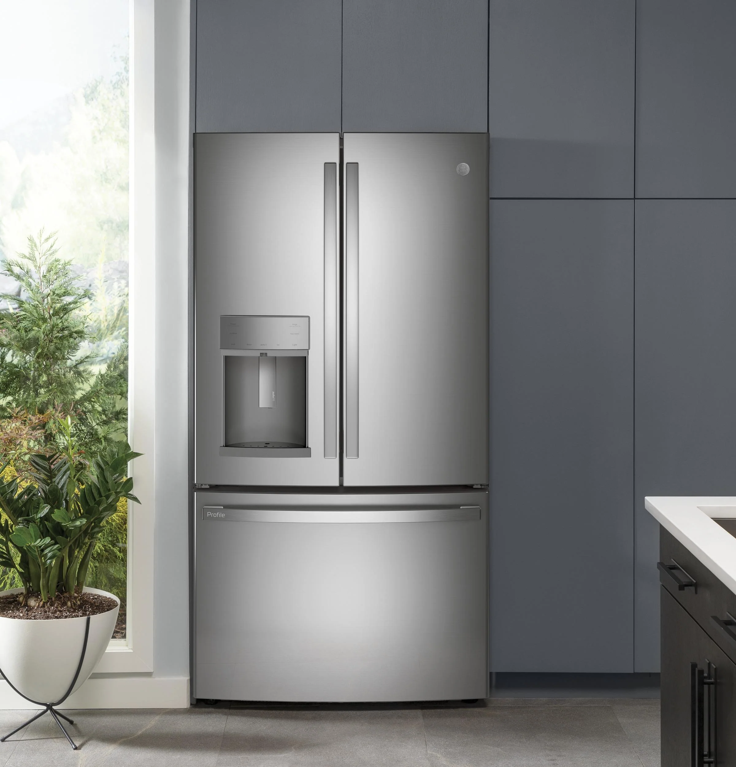 PYD22KYNFS GE Profile™ 22.1 Cu. Ft. Counter-Depth Fingerprint Resistant French-Door Refrigerator with Door In Door and Hands-Free AutoFill - Image 5
