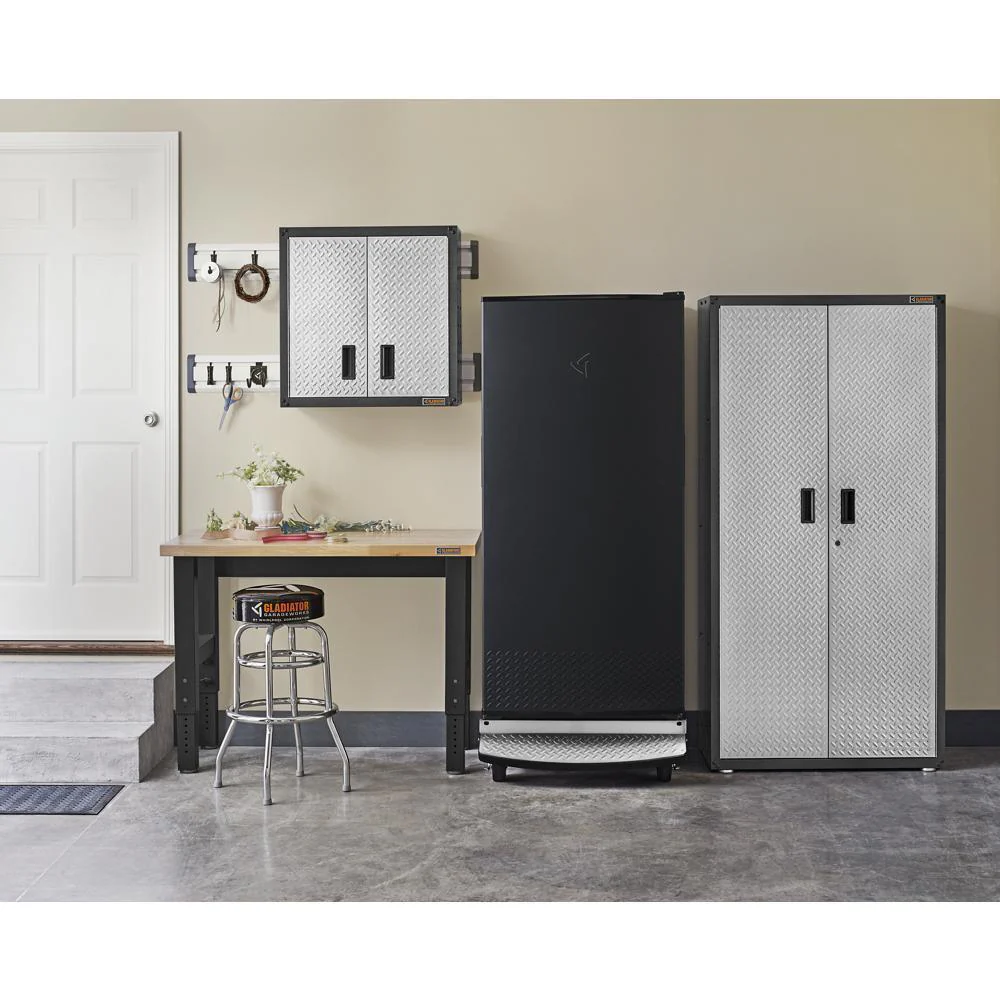 Gladiator GARF30FDGB 17.8 Cu. Ft. Garage Ready All Refrigerator - Image 7