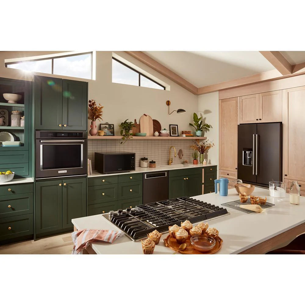 KMCS324RBS KitchenAid® Countertop Microwave - Image 2