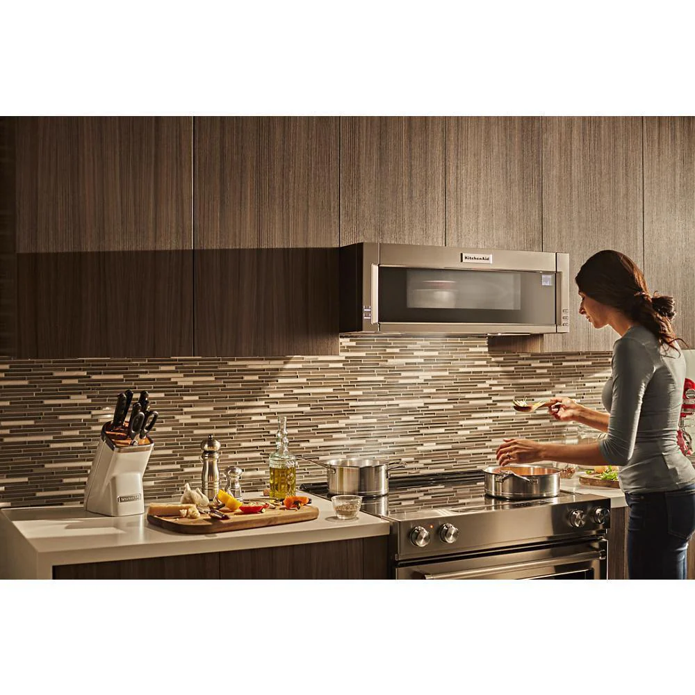 Kitchenaid KMLS311HSS 1000-Watt Low Profile Microwave Hood Combination - Image 22
