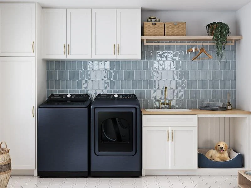 Samsung DVE54CG7150DA3 7.4 cu. ft. Smart Electric Dryer with Pet Care Dry and Steam Sanitize+ in Brushed Navy - Image 3