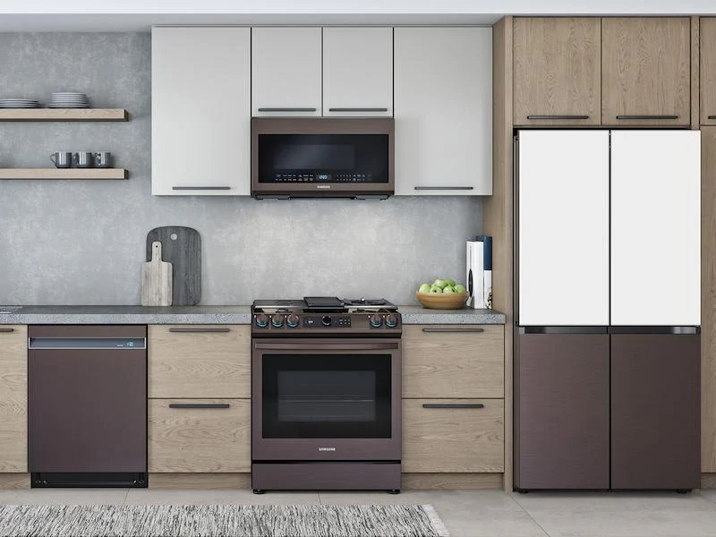Bespoke Smart Slide-in Electric Range 6.3 cu. ft. with Smart Dial & Air Fry in Tuscan Steel - Image 4