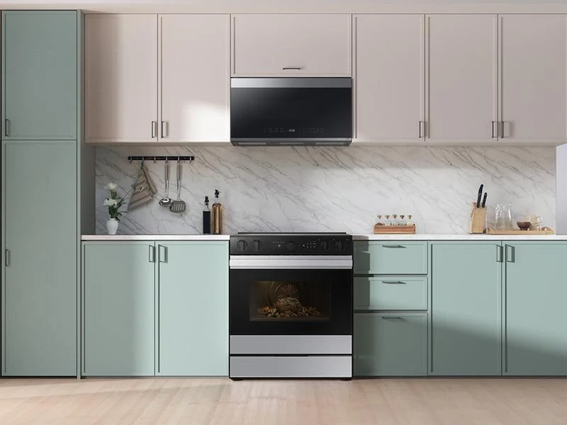 Samsung NSE6DG8502SR Bespoke 6.3 cu. ft. Smart Slide-In ENERGY STAR® Certified Electric Range with Air Fry in Stainless Steel - Image 4