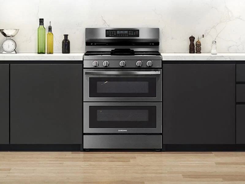 Samsung NX60A6751SG 6.0 cu. ft. Smart Freestanding Gas Range with Flex Duo™ & Air Fry in Black Stainless Steel - Image 2