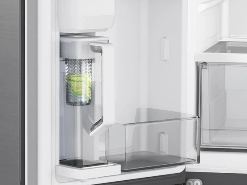 23 cu. ft. Smart Counter Depth 4-Door Flex™ refrigerator with AutoFill Water Pitcher and Dual Ice Maker in Stainless Steel - Image 4
