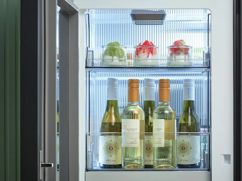 Samsung RF29DB9700QL Bespoke 4-Door Flex™ Refrigerator (29 cu. ft.) with Beverage Zone™ and Auto Open Door in Stainless Steel - Image 3
