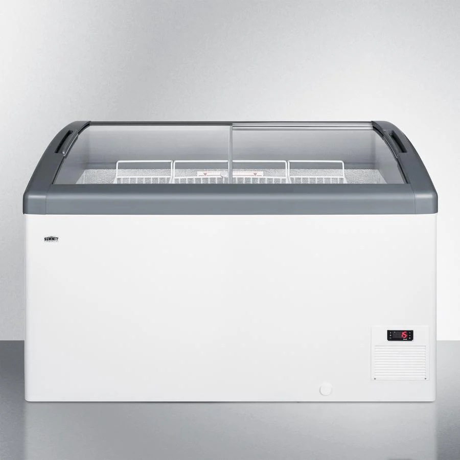 Summit FOCUS131 12 CU.FT. Chest Freezer - Image 2