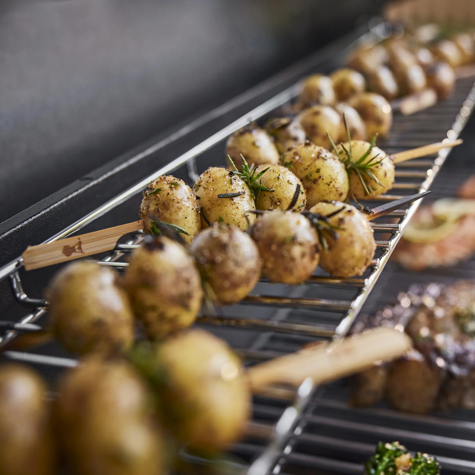 Weber 1500538 Genesis S-335 Gas Grill (Natural Gas) - Stainless Steel - Image 7