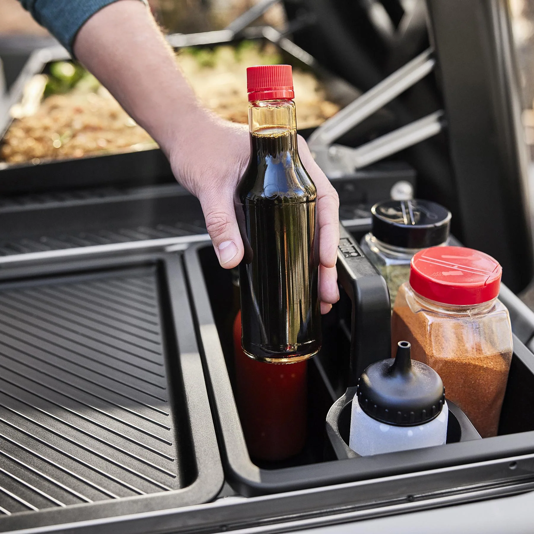 3400128 Weber Works™ Caddy with Tray Lid - Image 3