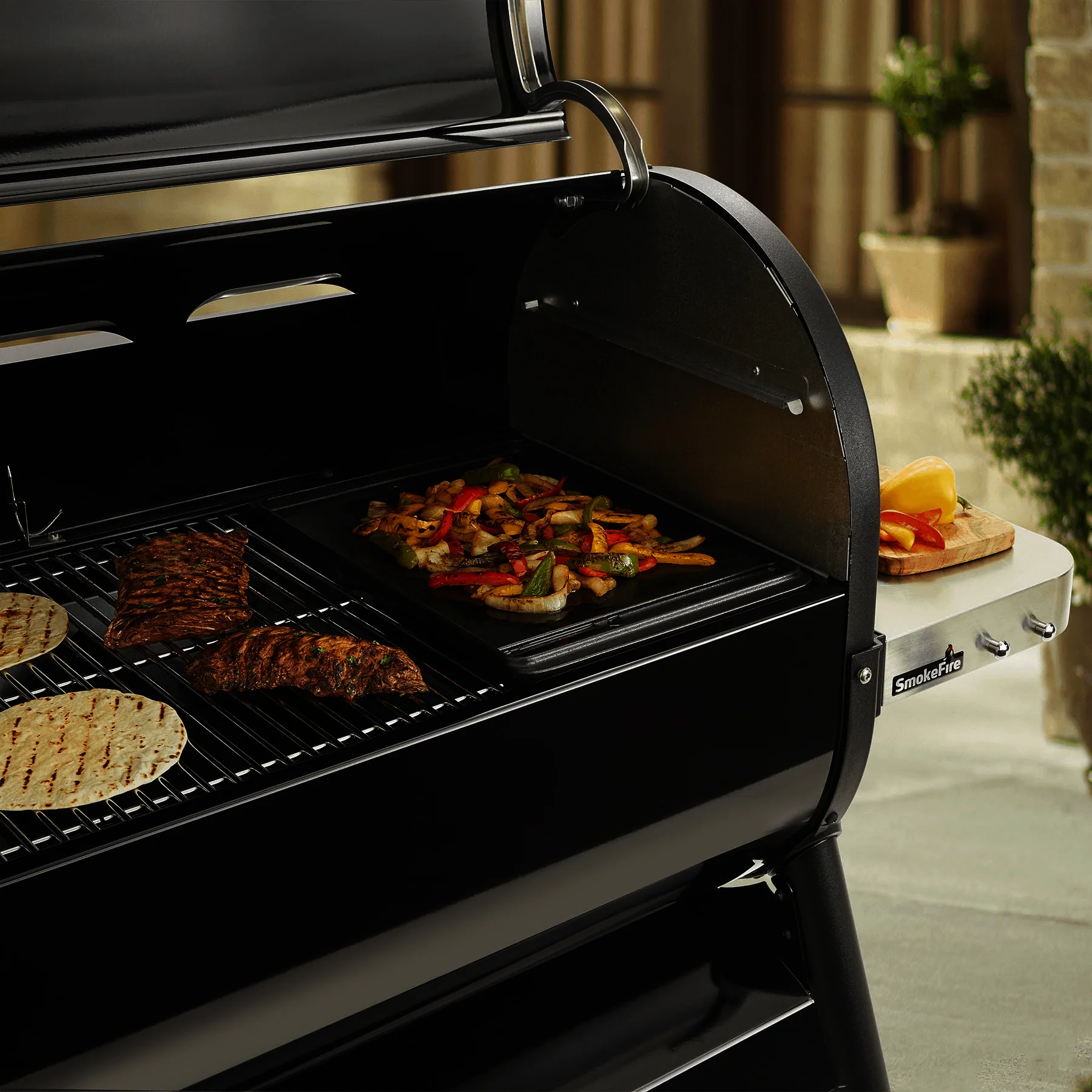 Weber 7598 Porcelain-Enameled Cast Iron Griddle - Image 3