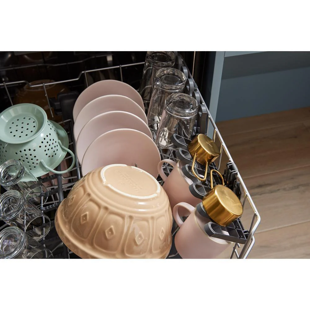 Whirlpool WDT550SAPZ 44 dBA ADA Compliant Dishwasher Flush with Cabinets with 3rd Rack - Image 6