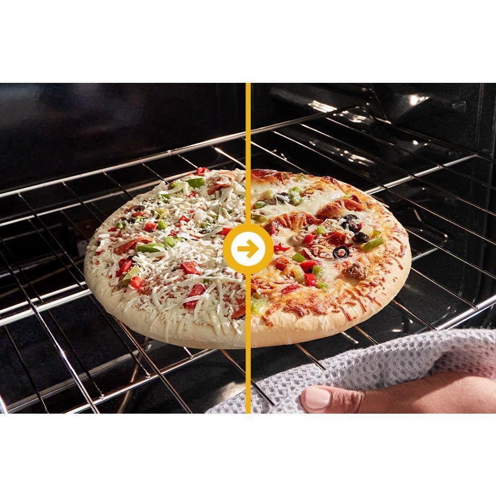 Whirlpool WFES3330RB 30-inch Electric Range with Steam Clean - Image 5