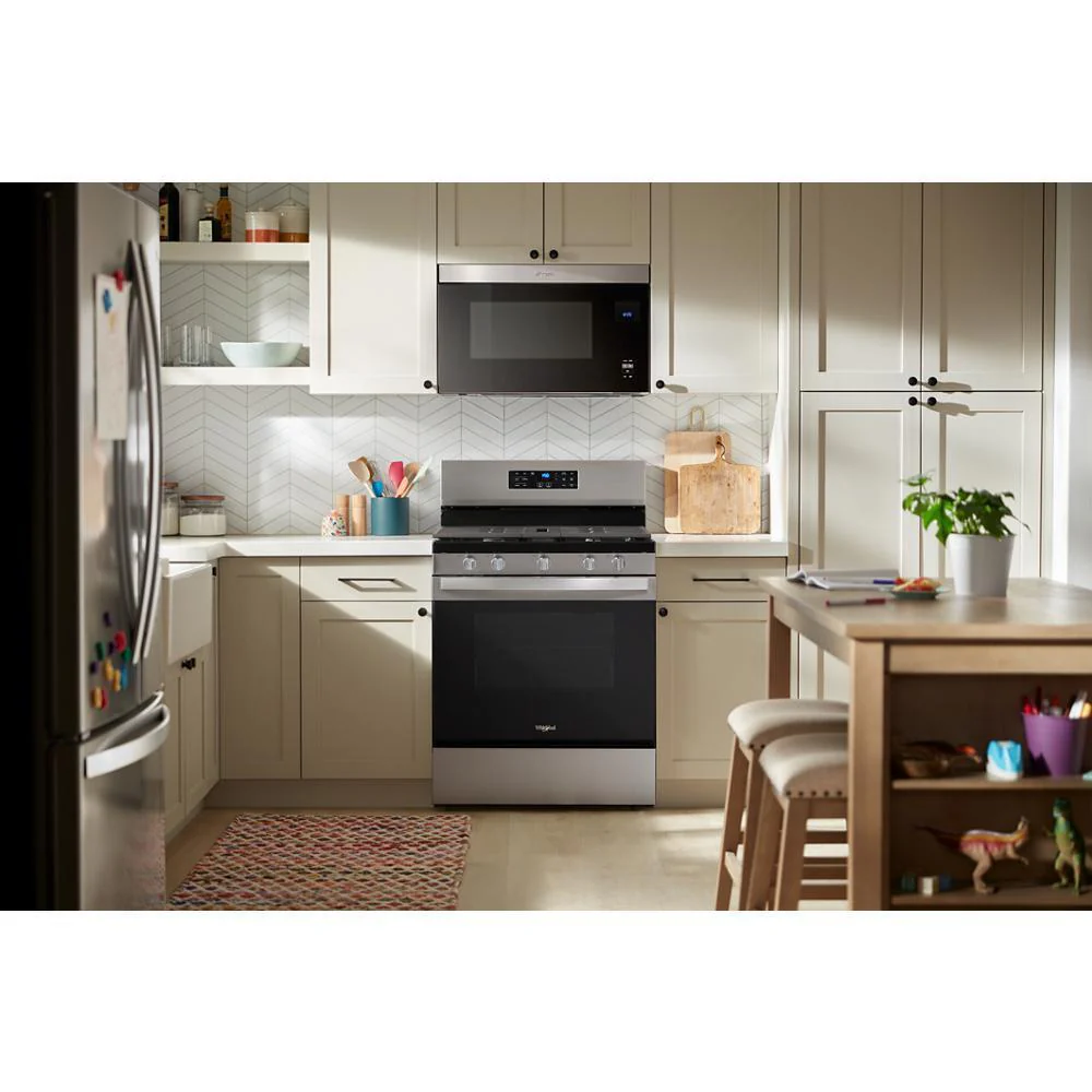 Whirlpool WFGS4530SS 30-inch Gas Range with Air Cooking Technology and Steam Clean - Image 2