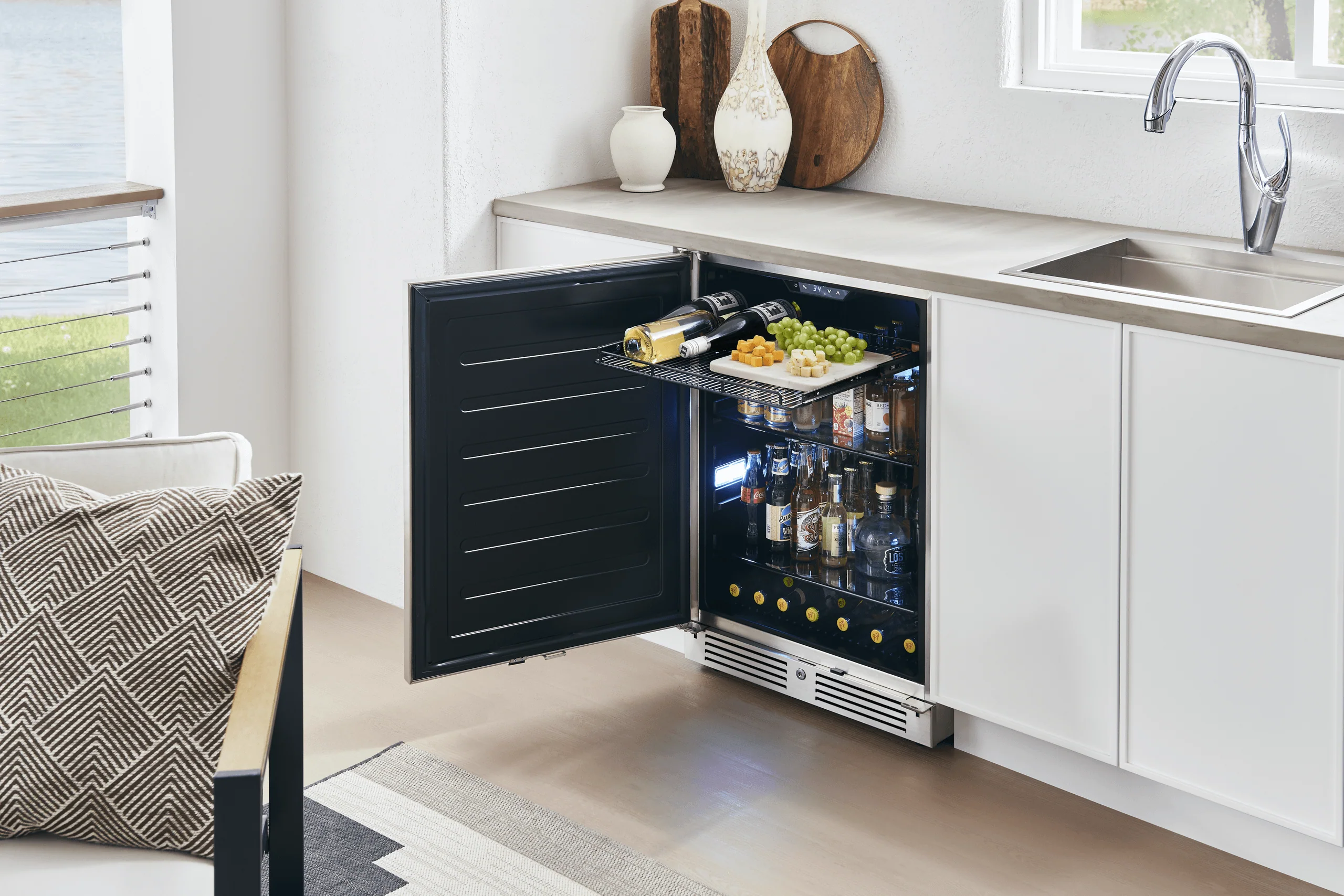 Zephyr PRB24C01ASOD Presrv Bev Outdoor Cooler, 24in UC, SS, Lock, 1Z - Image 7