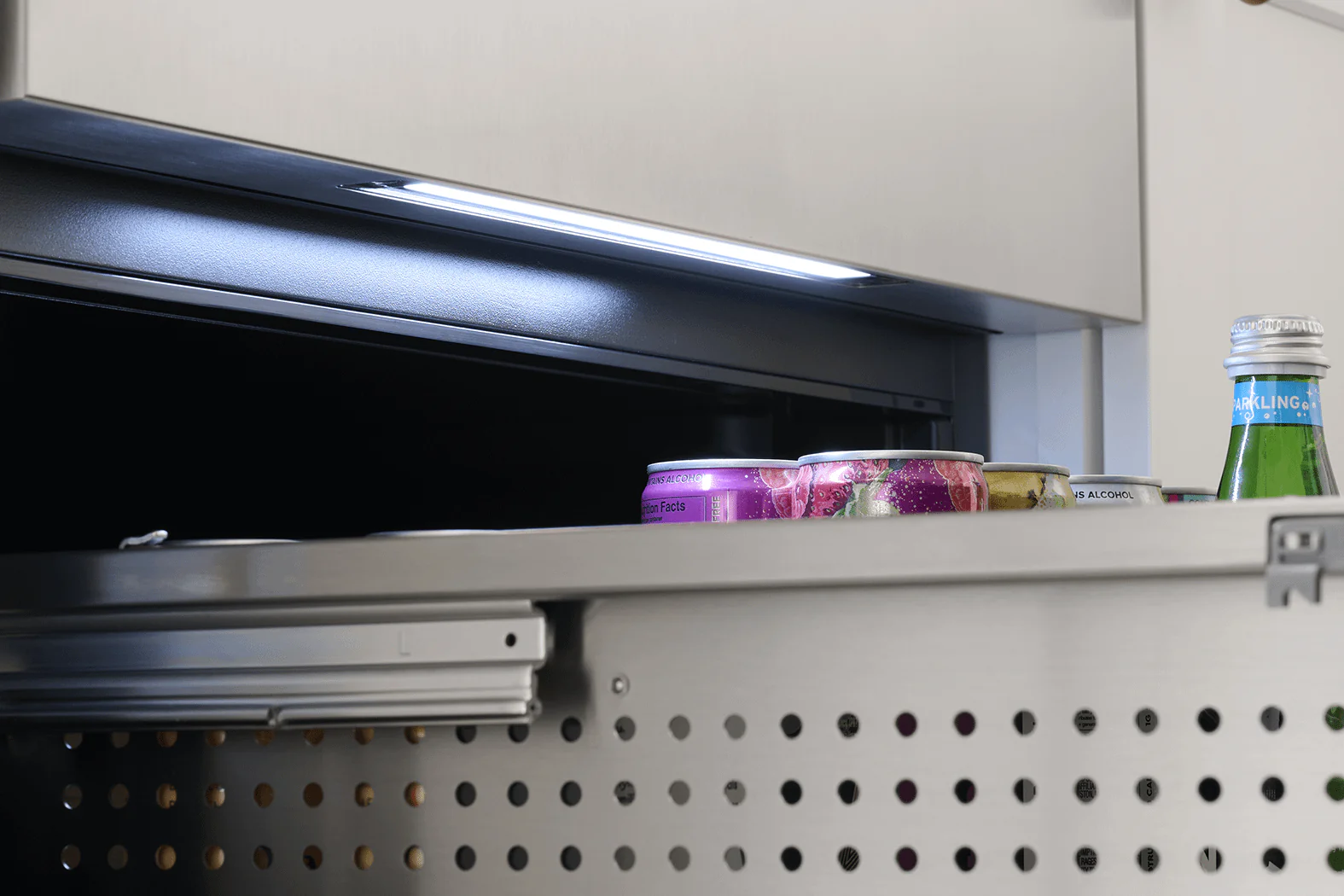 Zephyr PRRD24C2ASOD Presrv Refrigerator Drawers, 24in Compact, Outdoor, SS, 2 Zone - Image 12